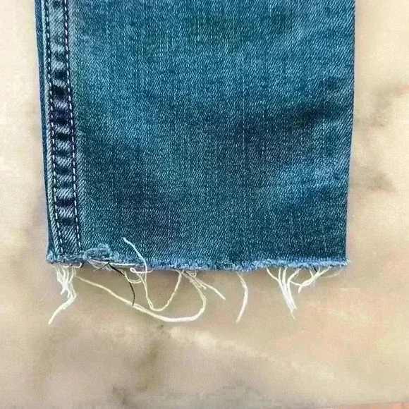 Hollister Ultra High-Rise Super Skinny Jeans - Picture 13 of 14